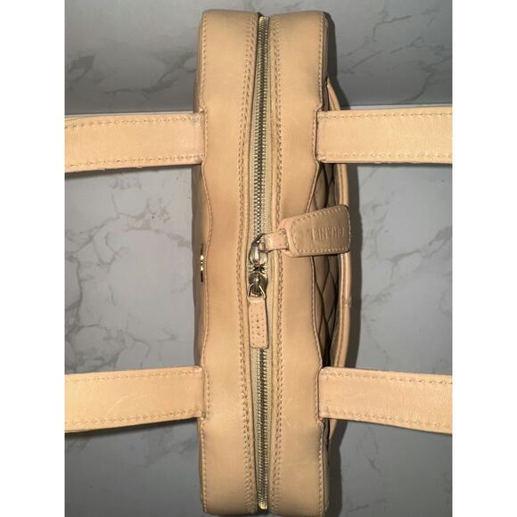 Chanel Vintage Gold Lambskin Leather Handbag - Good Condition - Picture 8 of 13